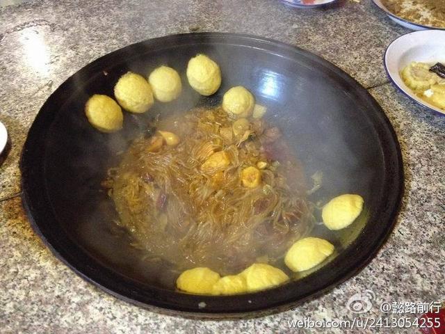 吃貨去哈爾濱一定要吃哪些當(dāng)?shù)氐男〕裕?></a></p>

<p>（6）紅腸干腸也不錯，可以帶回去點</p>
<p><a href=